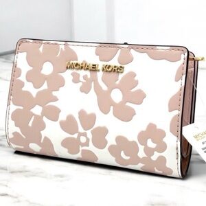 Michael Kors Medium Jet Set Travel Zip Chain Bifold Wallet Powder Blush Multi